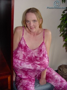 2busty.net presents Keisha Evans got giant boobs