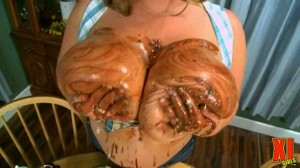 2Busty.net Present Gorgeous breast Renee Ross and her new video clip