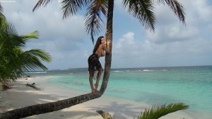 Ewa Sonnet show her natural tits