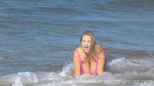 Nelli Roono latest video