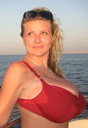 russian babe 2busty woman