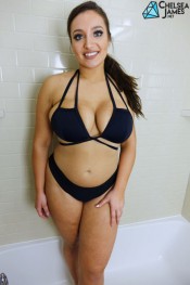 big boob chelsea james in sexy bikini
